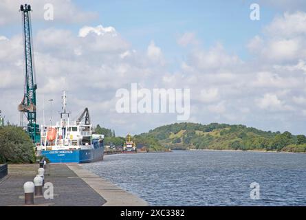 ship moored on the manchester ship canal at ellesmere port on the wirral Stock Photo