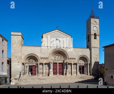 Saint Gilles du Gard, Abteikirche, Portalanlage Westfassade Stock Photo