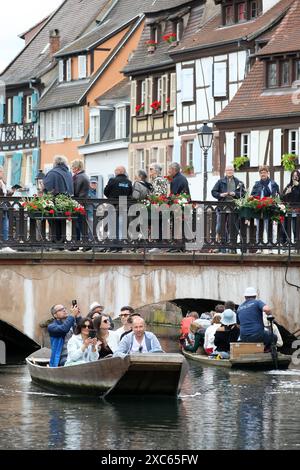 Colmar Tourismus, Touristen in Colmar , Elsass , Frankreich . Juni 14, 2024. Stock Photo