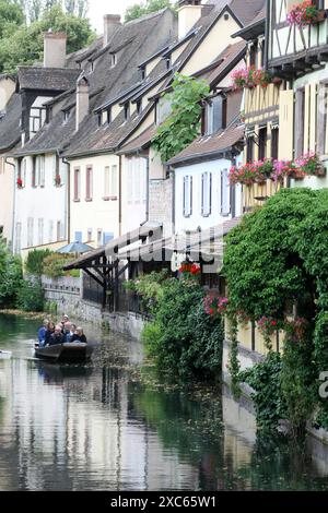 Colmar Tourismus, Touristen in Colmar , Elsass , Frankreich . Juni 14, 2024. Stock Photo