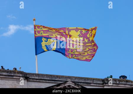 Trooping the Colour, The Kings’s Birthday Parade, London, UK. 15th June 2024. Royal standard flies above Buckingham Palace. Credit: Amanda Rose/Alamy Live News Stock Photo