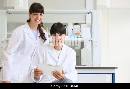 Shinthesis Lab, Research Laboratory, R&D+i, Design and synthesis of new chemical entities with therapeutic applications in oncology, Discovery and dev Stock Photo