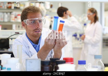 Researchers, Biological test laboratory, Tecnalia Foundation, Technology and Research Centre, San Sebastian Technological Park, Donostia, Gipuzkoa, Ba Stock Photo