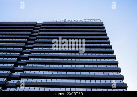 Leeds England: 2nd Jun 2024: Leeds Pinnacle (West Riding House) tower block close up view Stock Photo
