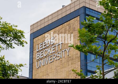 Leeds England: 3rd June 2024: Leeds Beckett University exterior Campus. Exterior signage closeup photo Stock Photo