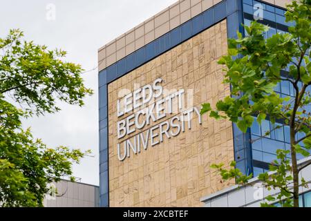 Leeds England: 3rd June 2024: Leeds Beckett University exterior Campus. Exterior signage closeup photo Stock Photo