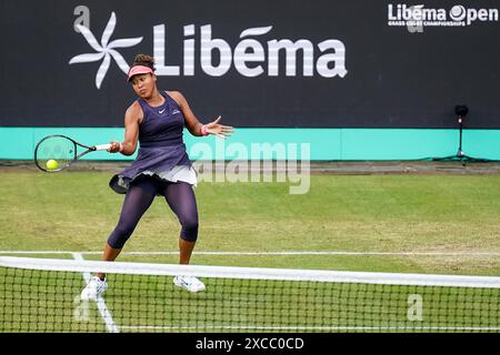 'S-HERTOGENBOSCH, NETHERLANDS - JUNE 14: Naomi Osaka of the United States of America plays a forehand in her women's singles quarter final match against Bianca Andreescu of Canada on Day 5 of the Libema Open Grass Court Championships at the Autotron on June 14, 2024 in 's-Hertogenbosch, Netherlands (Photo by Rene Nijhuis/BSR Agency) Credit: BSR Agency/Alamy Live News Stock Photo