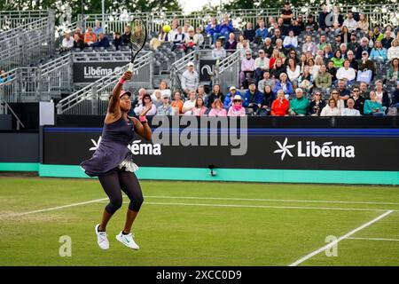 'S-HERTOGENBOSCH, NETHERLANDS - JUNE 14: Naomi Osaka of the United States of America plays a forehand in her women's singles quarter final match against Bianca Andreescu of Canada on Day 5 of the Libema Open Grass Court Championships at the Autotron on June 14, 2024 in 's-Hertogenbosch, Netherlands (Photo by Rene Nijhuis/BSR Agency) Credit: BSR Agency/Alamy Live News Stock Photo