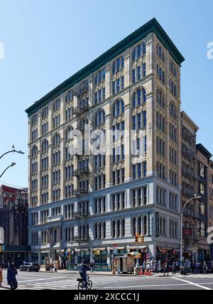 NYC Chinatown: 276 Canal Street, aka 416 Broadway, is a landmark ...