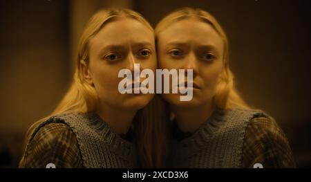 DAKOTA FANNING in THE WATSCHERS -Original title: THE WATCHERS ...