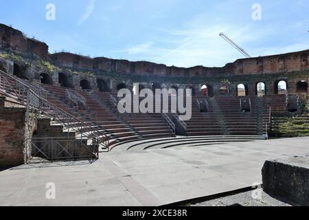 Benevento - Scorcio del Teatro Romano dal palcoscenico Stock Photo