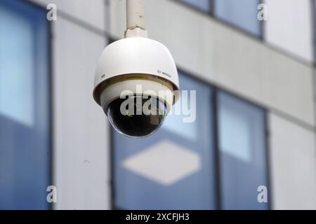 Überwachungskamera, Verkehr in Straßburg , Elsass , Frankreich . Juni 17, 2024. Stock Photo