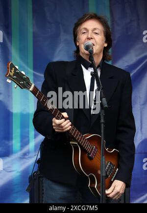 File photo dated 18/10/2013 of Sir Paul McCartney during a London concert . The 81-year-old Beatles star has announced his first UK shows since headlining Glastonbury in 2022. Sir Paul will play Manchester's Co-Op Live arena on December 14 and 15 and London's O2 on December 18 and 19. Issue date: Monday June 17, 2024. Stock Photo