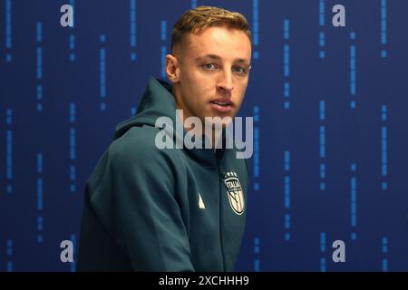 Iserlohn, Germany. 17th June, 2024. Davide Frattesi during press conference at Casa Italia on June 17, 2024 in Iserlohn, Germany . Credit: Marco Canoniero/Alamy Live News Stock Photo