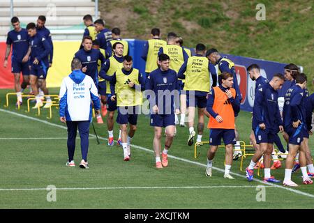 Iserlohn, Germany. 17th June, 2024.  of #2 Italy training session at Hemberg-Stadion on June 17, 2024 in Iserlohn, Germany . Credit: Marco Canoniero/Alamy Live News Stock Photo