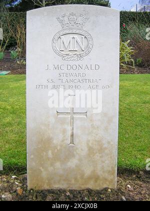 Pornic, France. June 16, 2024 : Military grave of a steward in the Commonwealth War Cemetery, who died as crew member during the horrific sinking of Cunard Line's ocean Liner RMS Lancastria (requisitioned as troopship) on 17 June 1940 near St Nazaire. Every year commemorations of the tragedy, which had been censored from English news on Churchill's orders, take place. This disaster at sea that killed 4000 to 7000 victims is the largest single ship loss of life in British maritime history, bodies of soldiers & sailors washed up on French beaches for months. Credit: Kevin Izorce/Alamy Live News Stock Photo