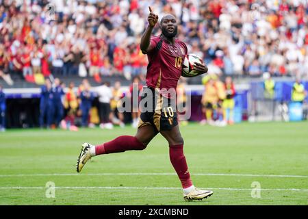 Frankfurt, Germany. 17th June, 2024. FRANKFURT, GERMANY - JUNE 17: Romelu Lukaku of Belgium celebrates after scoring the team's first goal which was annulated during the Group E - UEFA EURO 2024 match between Belgium and Slovakia at Deutsche Bank Park on June 17, 2024 in Frankfurt, Germany. (Photo by Joris Verwijst/BSR Agency) Credit: BSR Agency/Alamy Live News Credit: BSR Agency/Alamy Live News Stock Photo