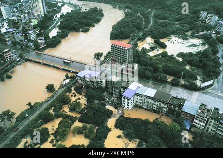 GUILIN, CHINA - JUNE 18, 2024 - Flood waters inundate low-lying areas in Quanzhou county, Guilin city, South China's Guangxi Zhuang Autonomous region, Stock Photo