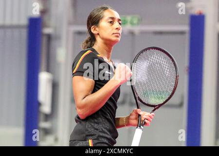 Ilkley, UK. 17th June, 2024. Ilkley Tennis Club, England, June 17th 2024: Naiktha Bains during W100 Ilkley match against Mariam Bolkvadze at Ilkley Tennis Club on June 17th 2024. (Sean Chandler/SPP) Credit: SPP Sport Press Photo. /Alamy Live News Stock Photo