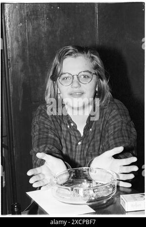 FILE PICS – CARDIFF, WALES, UK - FEBRUARY 27 1995: Vicky Alexander posing humorously with an ashtray while overseeing a hustings at a Halls of Residence in her capacity as Union President.  INFO: Vicky Alexander – Victoria Alexander, now Lady Victoria Starmer – served on the Executive Team of Cardiff University Students’ Union as Education and Welfare Officer (1993-94) and President (1994-95). There may be imperfections in this 30 year old archive negative. Photo: Rob Watkins/Alamy Live News Stock Photo