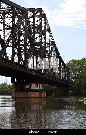 The BNSF railway swing bridge crossing the Chicago River near S. Kedzie Avenue in Chicago. Stock Photo