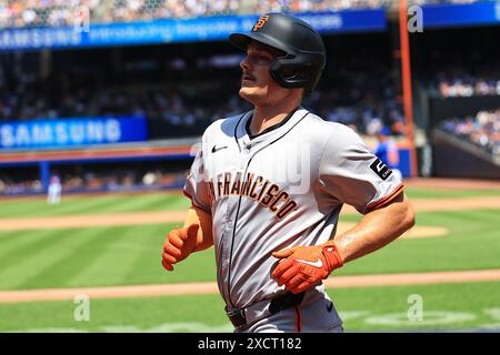 San Francisco Giants' Matt Chapman (26) celebrates with Mike