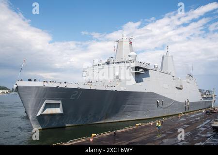 Gdynia, Poland. 18 June 2024. US Navy a San Antonio-class amphibious transport dock USS New York (LPD-21) in port of Gdynia © Wojciech Strozyk / Alamy Live News Stock Photo