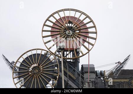 Conveyor system for the external coal supply to STEAG's hard coal-fired power station on the Rhine-Herne Canal , Germany, North Rhine-Westphalia, Ruhr Stock Photo