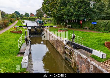 The Lower Maunsel Lock at North Newton on the Bridgwater & Taunton Canal, Somerset, England, UK Stock Photo