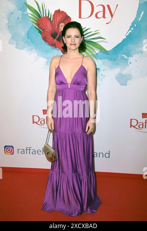 Jennifer Ulrich beim Raffaello Summer Day 2024 in der Orangerie Schloss Charlottenburg. Berlin, 18.06.2024 Stock Photo