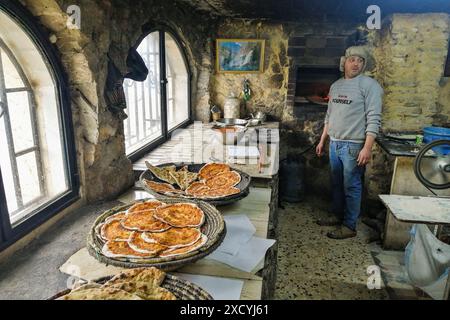 Syria, inn restaurant on the Ein Hlakin pass Stock Photo