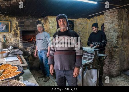 Syria, inn restaurant on the Ein Hlakin pass Stock Photo