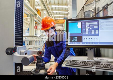 Universal measuring device for tool control, Machining Centre, Manufacture and installation of machine tools, Gipuzkoa, Basque Country, Spain, Europe Stock Photo