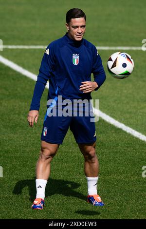 Giacomo Raspadori of Italy in action during a Italy training session at ...