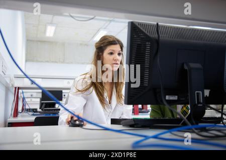 Student in the Biomedical Instrumentation Laboratory, Biomedical Engineering, CEIT (Center of Studies and Technical Research), University of Navarra, Stock Photo