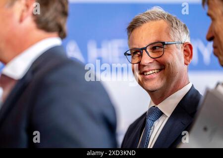 MAGNUS BRUNNER, Minister of Finance in Austria, at the AUSTRIAN WORLD SUMMIT 2024 under the motto Be Useful: Tools for a Healthy Planet taking place in Viennas Hofburg. From left to right Vienna *** MAGNUS BRUNNER, Minister of Finance in Austria, at the AUSTRIAN WORLD SUMMIT 2024 under the motto Be Useful Tools for a Healthy Planet taking place in Viennas Hofburg From left to right Vienna Stock Photo