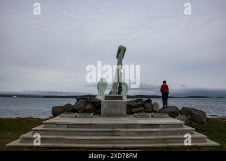 Anchor from HMCS Bonaventure displayed at Point Pleasant Park in Halifax, Nova Scotia, Canada Stock Photo