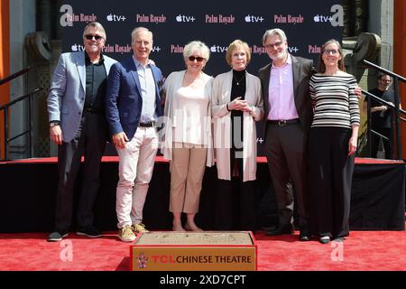 June 20, 2024, Los Angeles, California, USA: Vince Gilligan, Bob Odenkirk, Holly Rice, Carol Burnett, Peter Gould, Nora Gould at a ceremony honoring Carol Burnett with hand and foot prints at the TCL Chinese Theatre IMAX. (Credit Image: © Nina Prommer/ZUMA Press Wire) EDITORIAL USAGE ONLY! Not for Commercial USAGE! Stock Photo