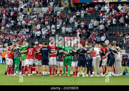 Frankfurt, Allemagne. 20th June, 2024. Team of Denmark following the UEFA Euro 2024, Group C, football match between Denmark and England on June 20, 2024 at Deutsche Bank Park in Frankfurt, Germany - Photo Jean Catuffe/DPPI Credit: DPPI Media/Alamy Live News Stock Photo