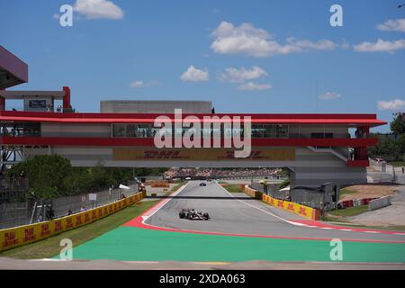 Barcelona, Spain. 21st June, 2024. Motorsport: Formula 1 World Championship, Spanish Grand Prix, 1st free practice. Oliver Bearman, young driver from Great Britain from the MoneyGram Haas team, is out on the track in Barcelona. Credit: Hasan Bratic/dpa/Alamy Live News Stock Photo