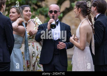 Picture dated June 17th shows students going to the  Trinity May Ball at Cambridge University on Monday evening.   Rich Cambridge University students Stock Photo