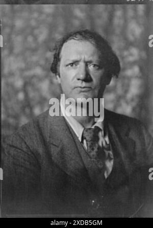 Jacobmr Epstein, Jacob, Mr., portrait photograph with sculpture. Genthe ...