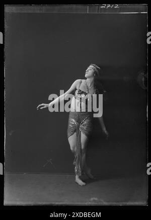 Yvonne, Miss. Genthe photograph collection Stock Photo - Alamy