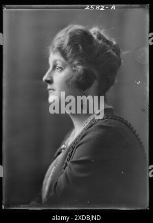 Pierce, Mrs., portrait photograph. Genthe photograph collection. Stock Photo