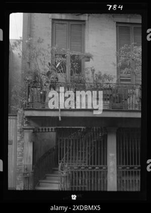 Victor David House (Le Petit Salon), 620 St. Peter Street, New Orleans , Oleander balcony, New Orleans. Genthe photograph collection. Stock Photo