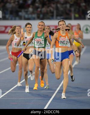 Femke Bol of the Netherlands and Sharlene Mawdsley of Ireland competing in the women’s 4x400m relay final at the European Athletics Championships, Sta Stock Photo