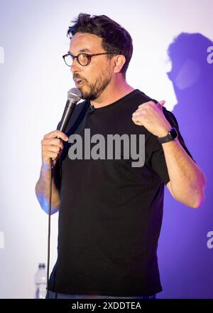 Ross McGrane, Stand Up Comedian, Thameside Theatre, Grays, Essex © Clarissa Debenham (Film Free Photography) / Alamy Stock Photo