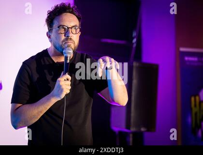 Ross McGrane, Stand Up Comedian, Thameside Theatre, Grays, Essex © Clarissa Debenham (Film Free Photography) / Alamy Stock Photo