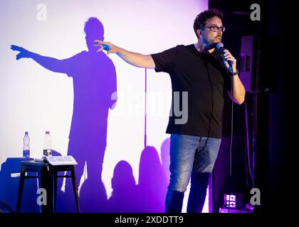 Ross McGrane, Stand Up Comedian, Thameside Theatre, Grays, Essex © Clarissa Debenham (Film Free Photography) / Alamy Stock Photo