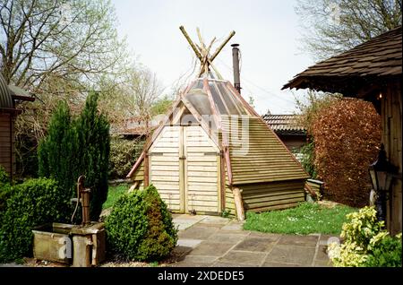 The Wagon and the Wigwam hot tub tiny house holiday guest accommodation, Hattingley, Medstead, Alton, Hampshire, England, United Kingdom. Stock Photo